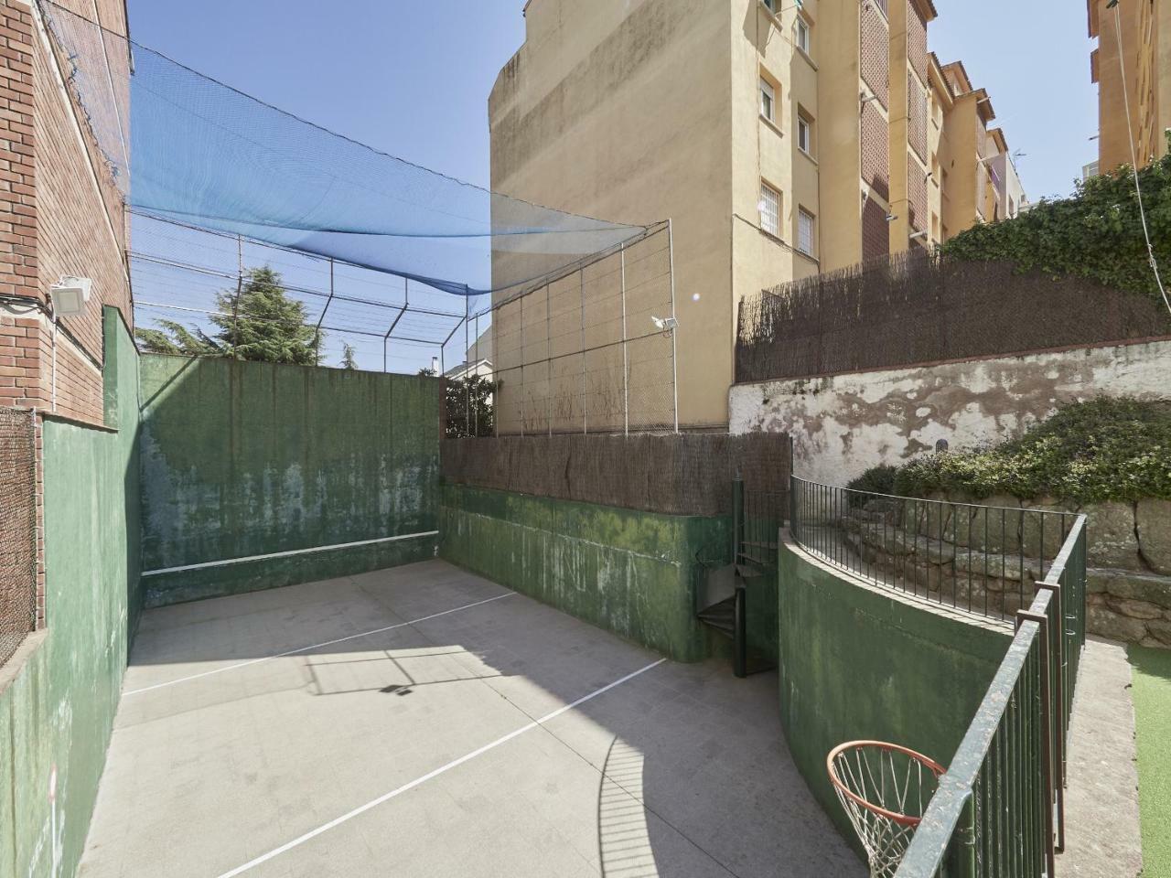 Village Apartment & Pool Sant Andreu de Llavaneres Exterior foto